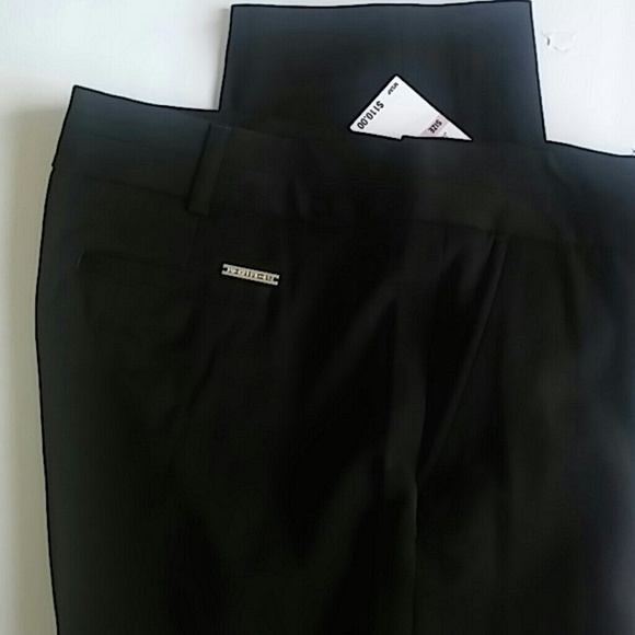 Michael Kors - Picture 2 of 5